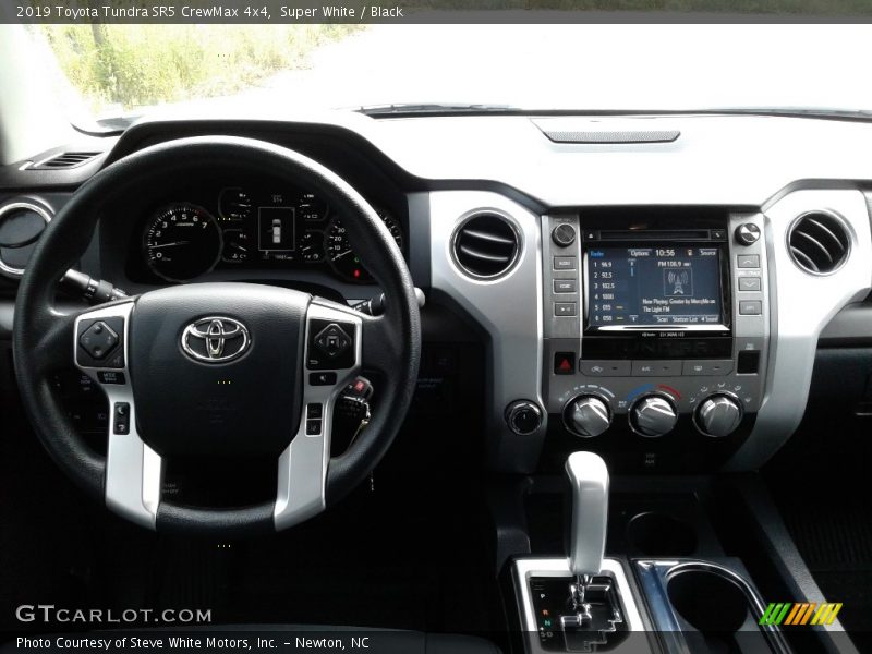 Super White / Black 2019 Toyota Tundra SR5 CrewMax 4x4