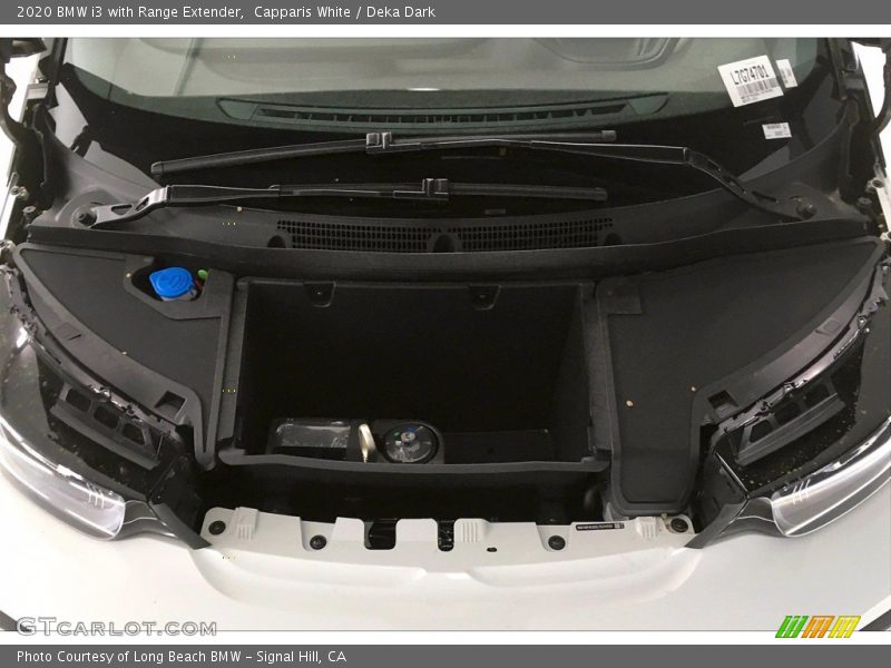 Capparis White / Deka Dark 2020 BMW i3 with Range Extender