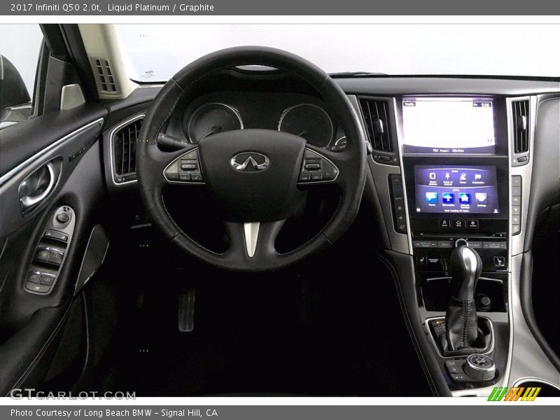 Dashboard of 2017 Q50 2.0t