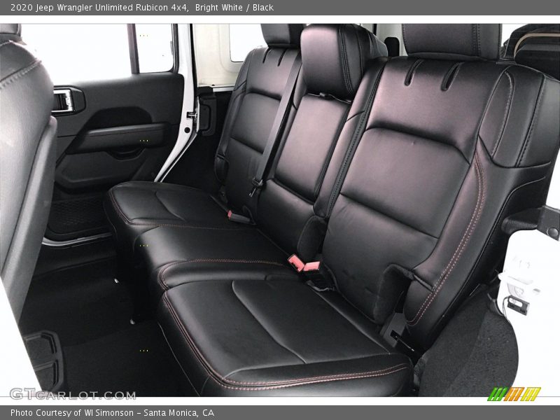 Bright White / Black 2020 Jeep Wrangler Unlimited Rubicon 4x4