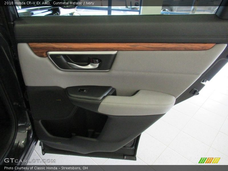 Gunmetal Metallic / Ivory 2018 Honda CR-V EX AWD
