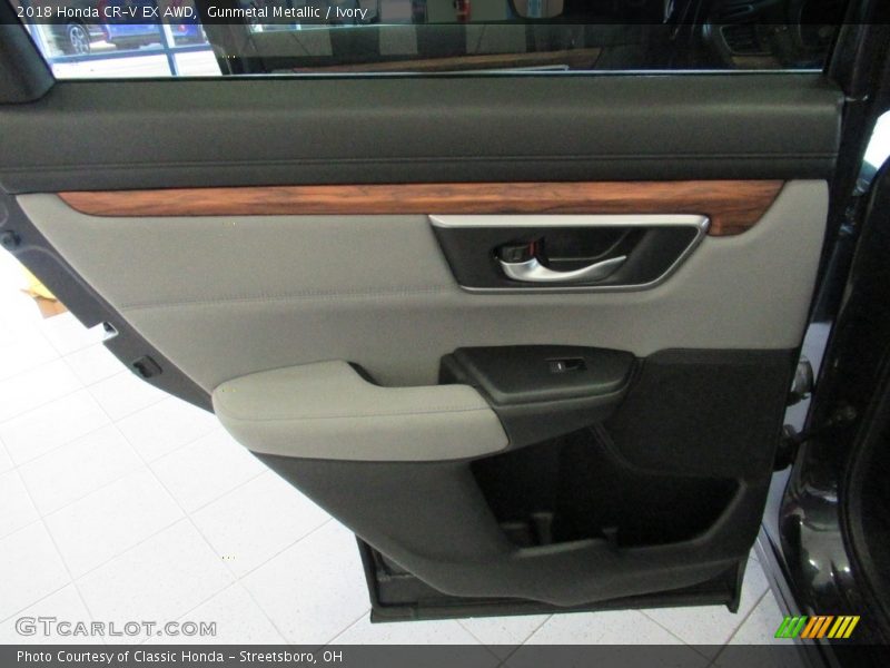 Gunmetal Metallic / Ivory 2018 Honda CR-V EX AWD