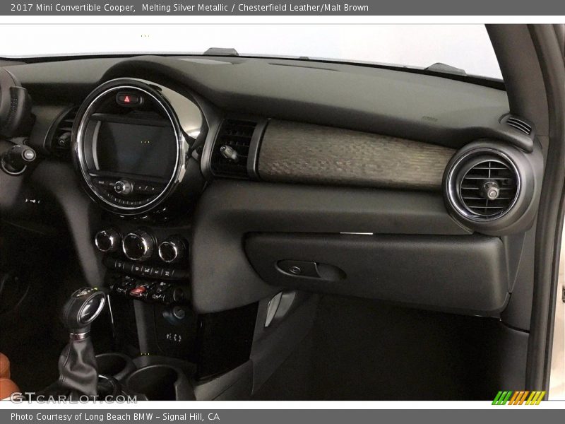 Dashboard of 2017 Convertible Cooper