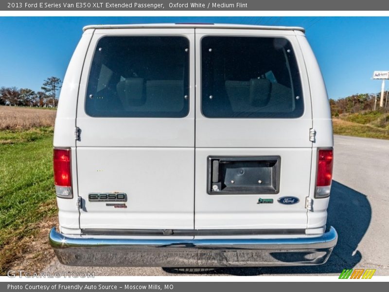 Oxford White / Medium Flint 2013 Ford E Series Van E350 XLT Extended Passenger