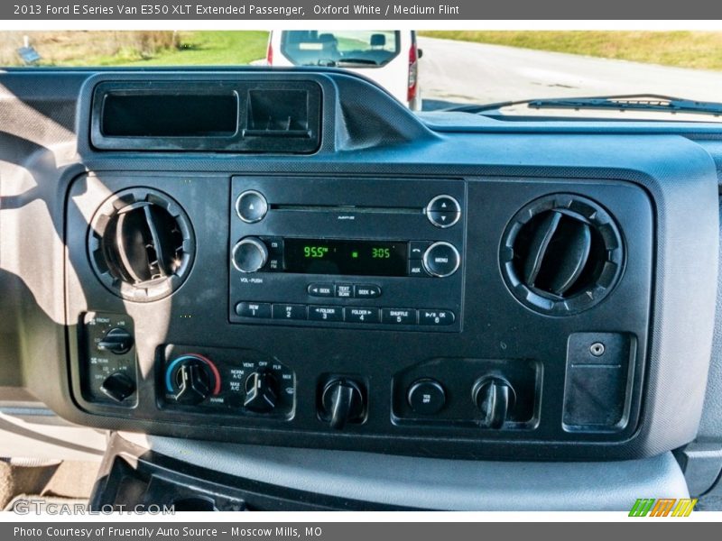 Oxford White / Medium Flint 2013 Ford E Series Van E350 XLT Extended Passenger