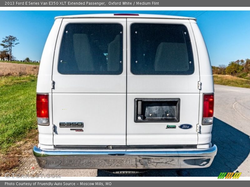 Oxford White / Medium Flint 2013 Ford E Series Van E350 XLT Extended Passenger