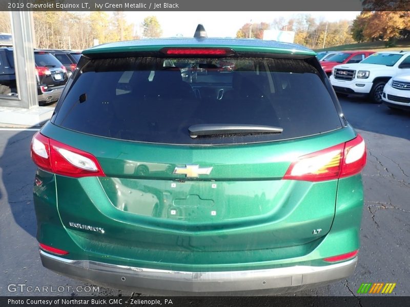 Ivy Green Metallic / Jet Black 2019 Chevrolet Equinox LT