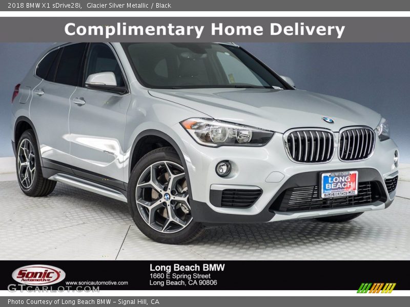 Glacier Silver Metallic / Black 2018 BMW X1 sDrive28i