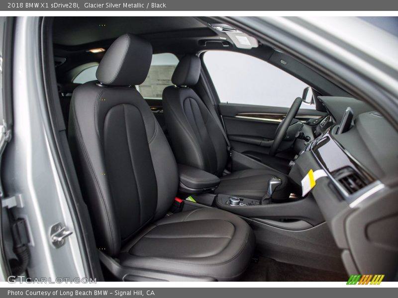 Glacier Silver Metallic / Black 2018 BMW X1 sDrive28i