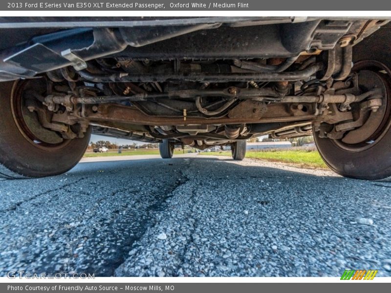 Oxford White / Medium Flint 2013 Ford E Series Van E350 XLT Extended Passenger