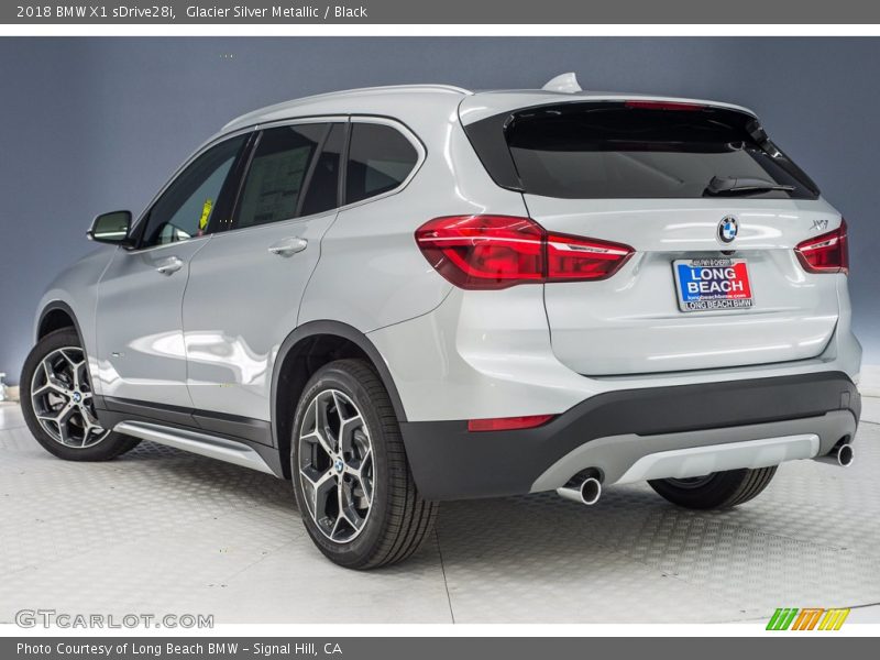 Glacier Silver Metallic / Black 2018 BMW X1 sDrive28i