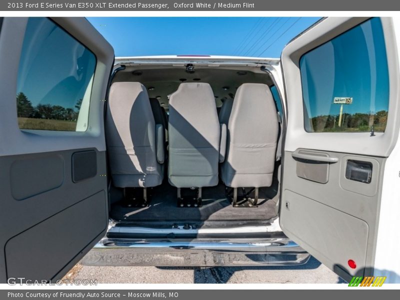 Oxford White / Medium Flint 2013 Ford E Series Van E350 XLT Extended Passenger