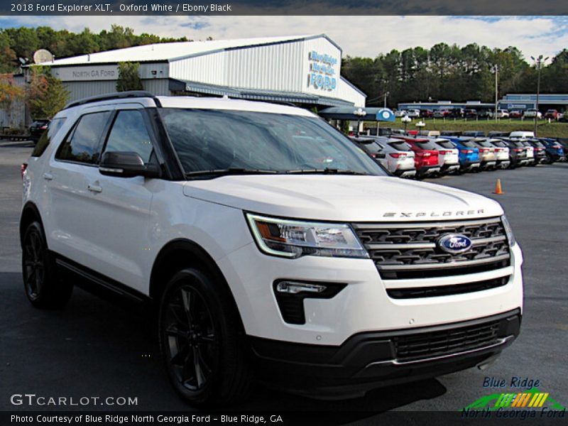 Oxford White / Ebony Black 2018 Ford Explorer XLT