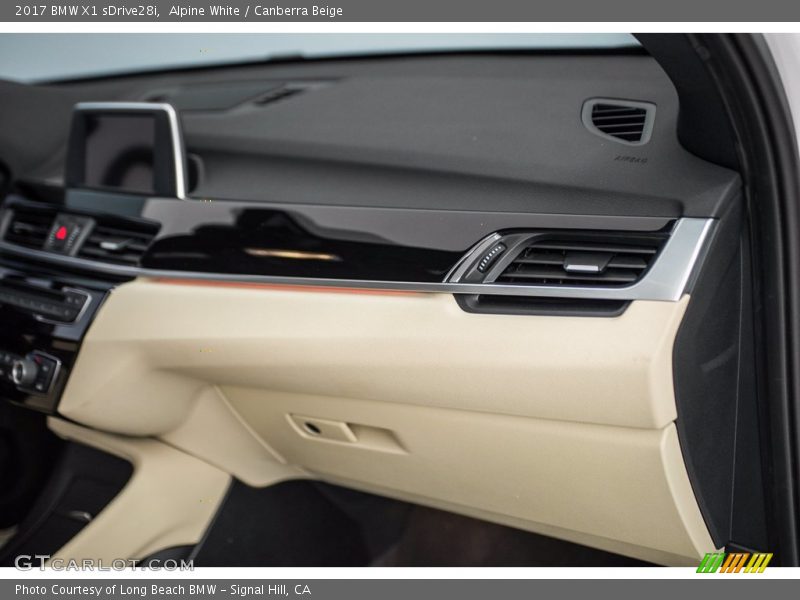 Alpine White / Canberra Beige 2017 BMW X1 sDrive28i