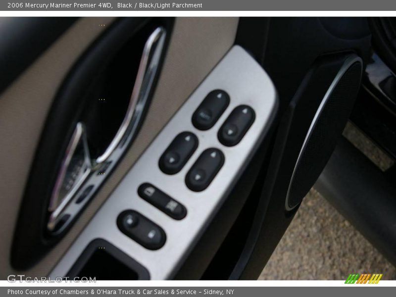 Black / Black/Light Parchment 2006 Mercury Mariner Premier 4WD