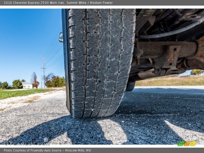 Summit White / Medium Pewter 2010 Chevrolet Express 2500 Work Van
