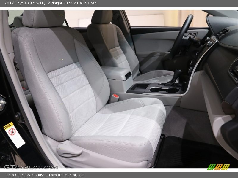 Midnight Black Metallic / Ash 2017 Toyota Camry LE