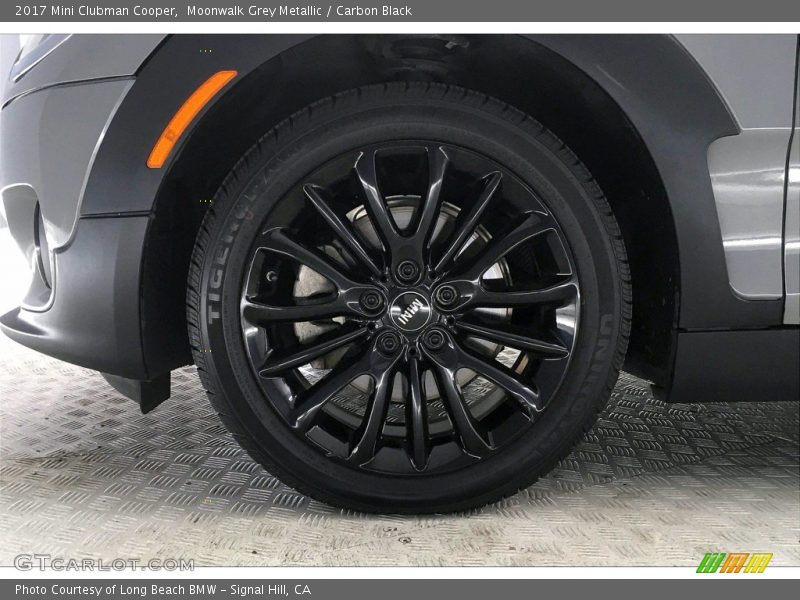 Moonwalk Grey Metallic / Carbon Black 2017 Mini Clubman Cooper