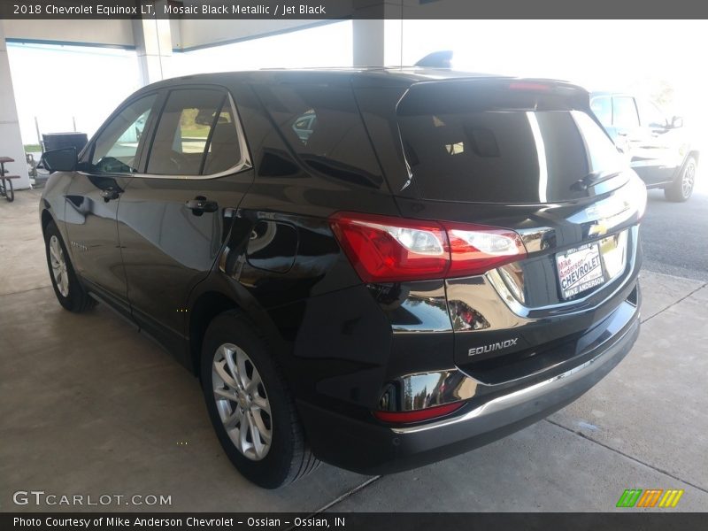 Mosaic Black Metallic / Jet Black 2018 Chevrolet Equinox LT