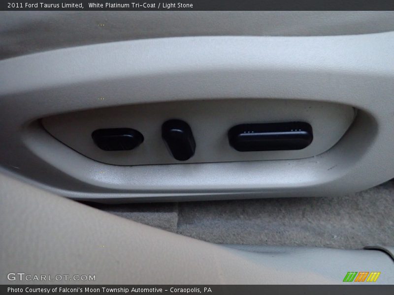 White Platinum Tri-Coat / Light Stone 2011 Ford Taurus Limited