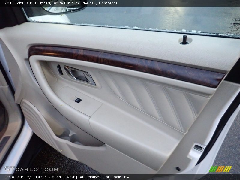White Platinum Tri-Coat / Light Stone 2011 Ford Taurus Limited