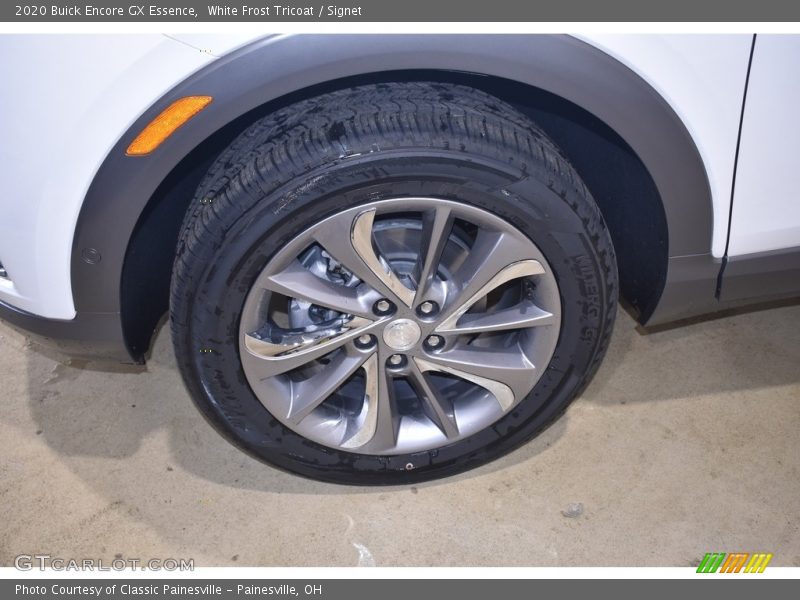 White Frost Tricoat / Signet 2020 Buick Encore GX Essence