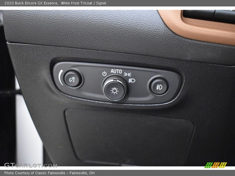 White Frost Tricoat / Signet 2020 Buick Encore GX Essence