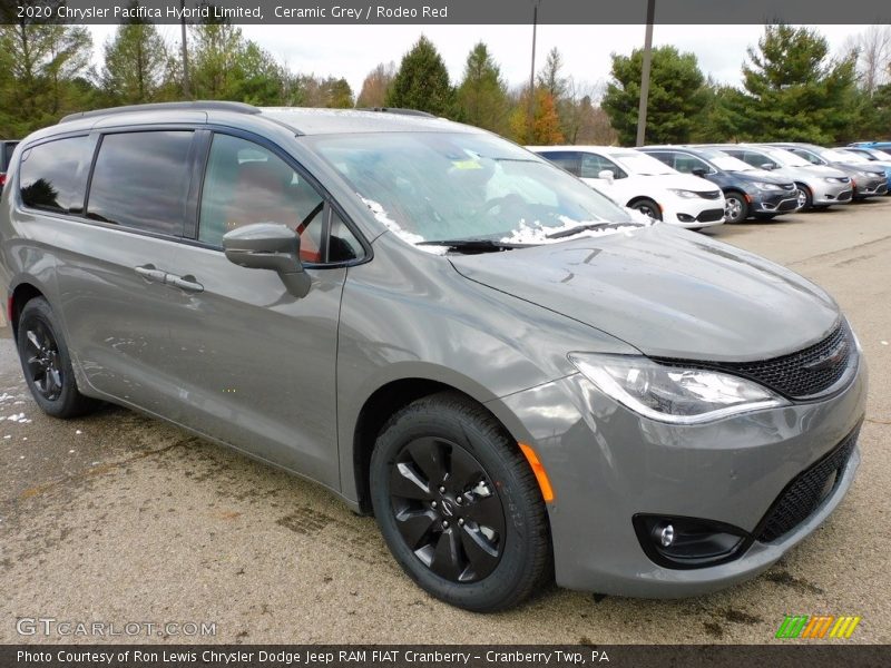 Ceramic Grey / Rodeo Red 2020 Chrysler Pacifica Hybrid Limited