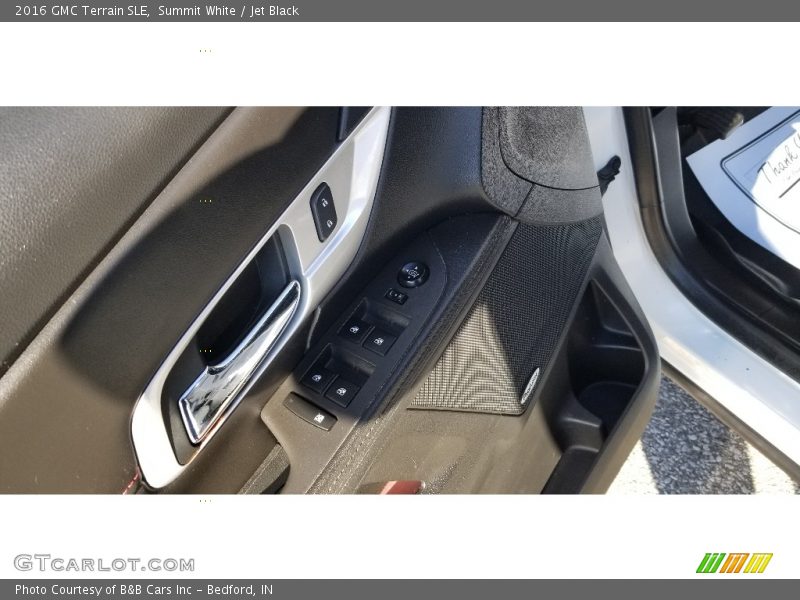 Summit White / Jet Black 2016 GMC Terrain SLE