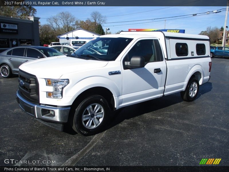Oxford White / Earth Gray 2017 Ford F150 XL Regular Cab