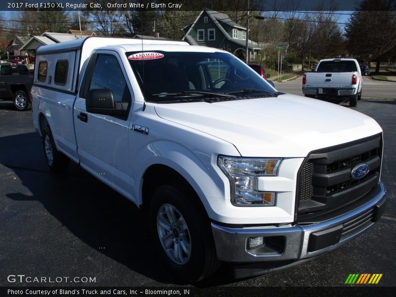 Oxford White / Earth Gray 2017 Ford F150 XL Regular Cab