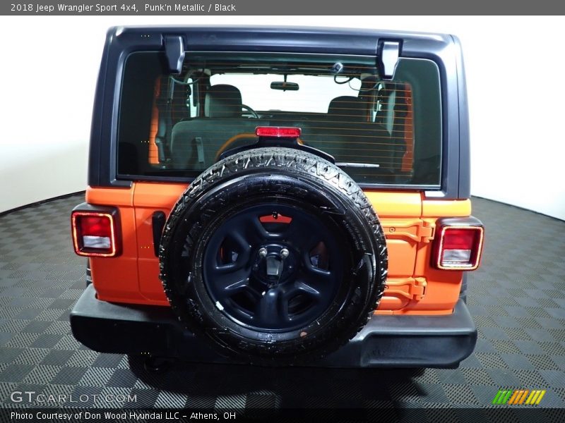 Punk'n Metallic / Black 2018 Jeep Wrangler Sport 4x4