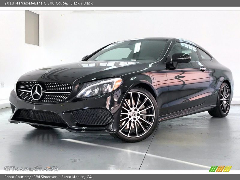 Front 3/4 View of 2018 C 300 Coupe