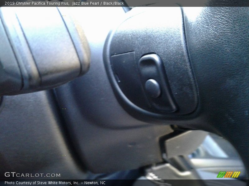 Jazz Blue Pearl / Black/Black 2019 Chrysler Pacifica Touring Plus