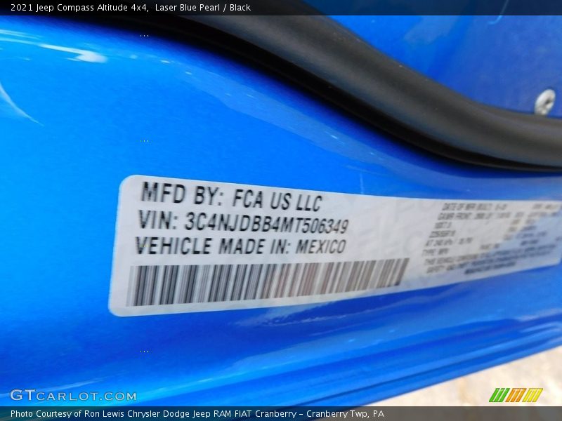 Laser Blue Pearl / Black 2021 Jeep Compass Altitude 4x4