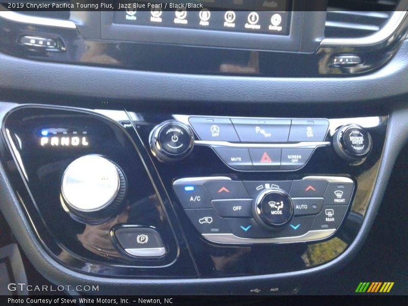 Jazz Blue Pearl / Black/Black 2019 Chrysler Pacifica Touring Plus