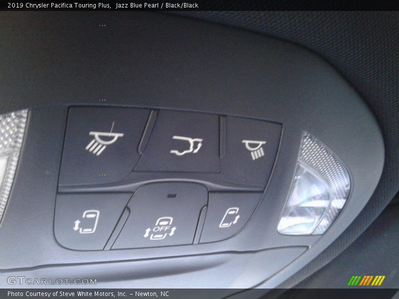 Jazz Blue Pearl / Black/Black 2019 Chrysler Pacifica Touring Plus