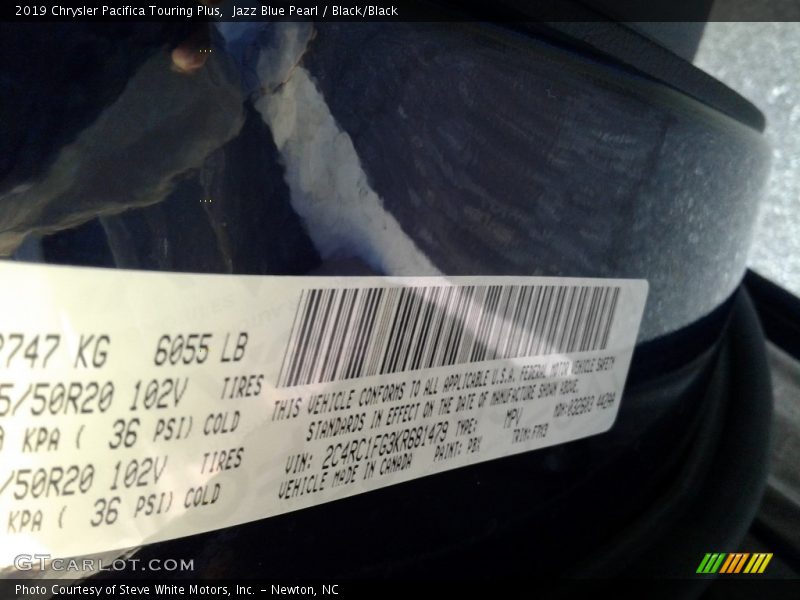 Jazz Blue Pearl / Black/Black 2019 Chrysler Pacifica Touring Plus