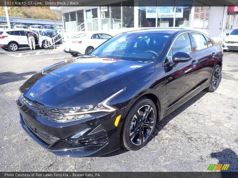 Front 3/4 View of 2021 K5 GT-Line