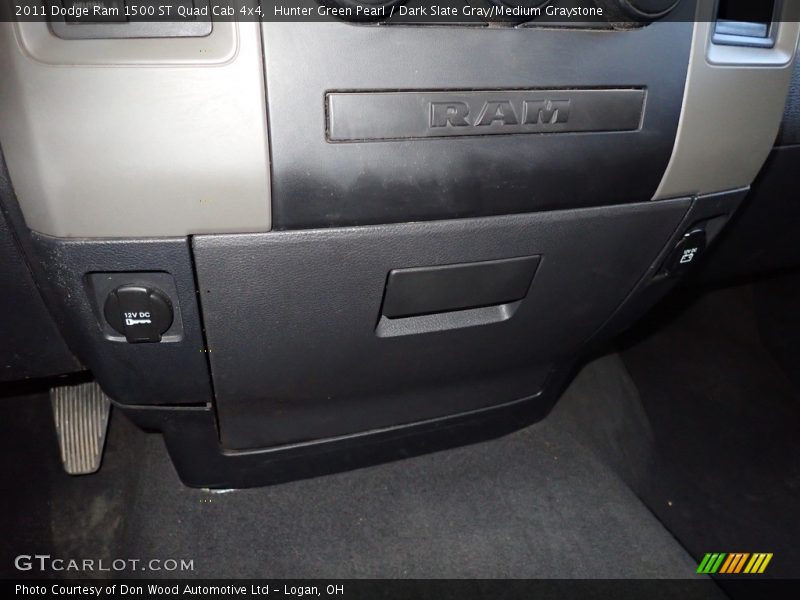 Hunter Green Pearl / Dark Slate Gray/Medium Graystone 2011 Dodge Ram 1500 ST Quad Cab 4x4