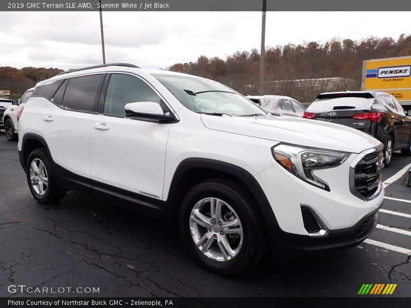 Front 3/4 View of 2019 Terrain SLE AWD