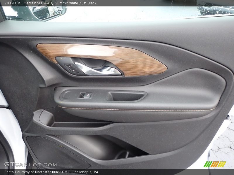 Summit White / Jet Black 2019 GMC Terrain SLE AWD