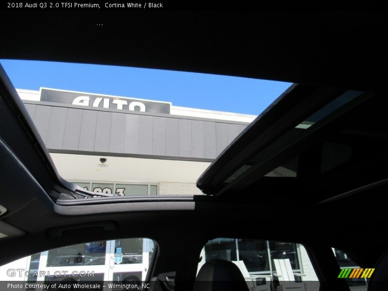 Cortina White / Black 2018 Audi Q3 2.0 TFSI Premium