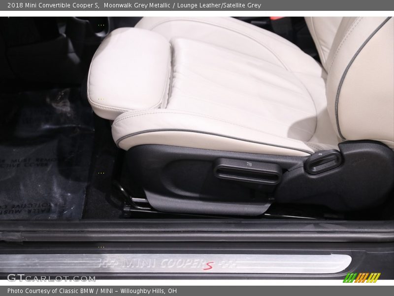 Moonwalk Grey Metallic / Lounge Leather/Satellite Grey 2018 Mini Convertible Cooper S