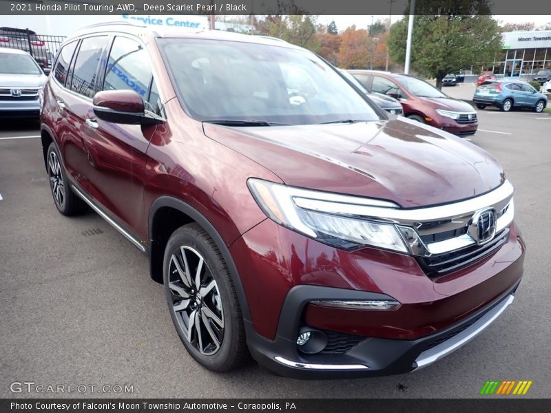 Front 3/4 View of 2021 Pilot Touring AWD