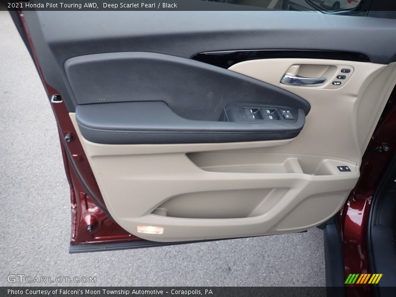 Door Panel of 2021 Pilot Touring AWD