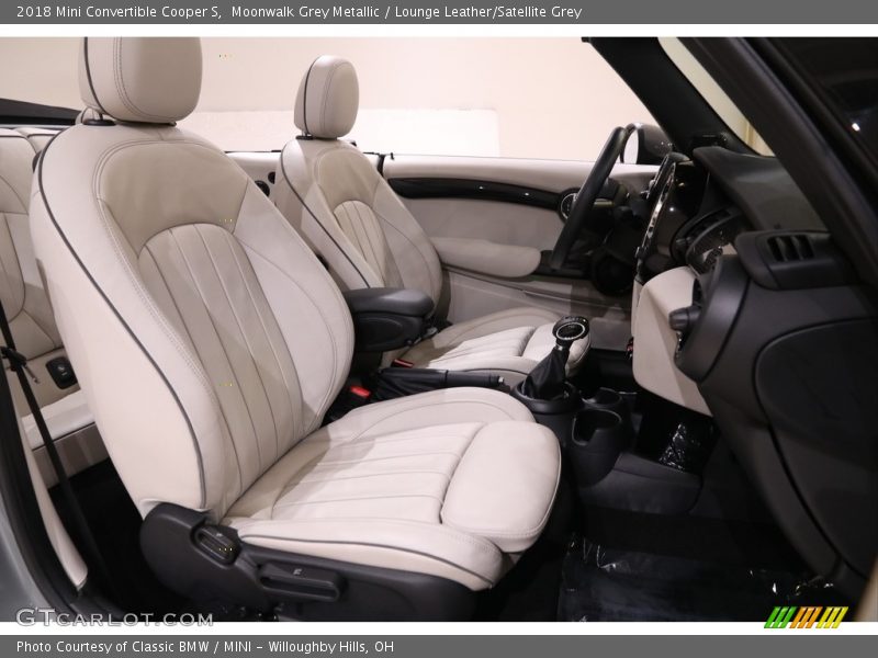Front Seat of 2018 Convertible Cooper S