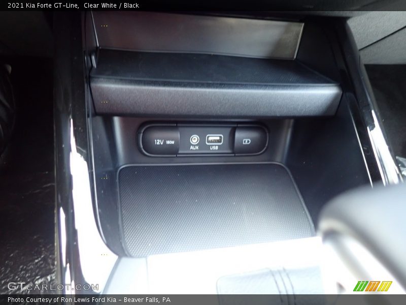 Clear White / Black 2021 Kia Forte GT-Line