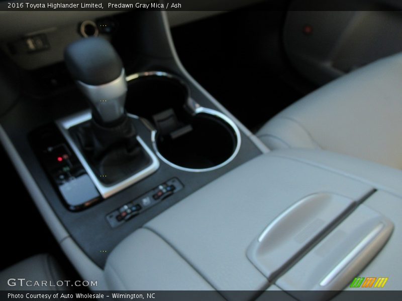 Predawn Gray Mica / Ash 2016 Toyota Highlander Limited