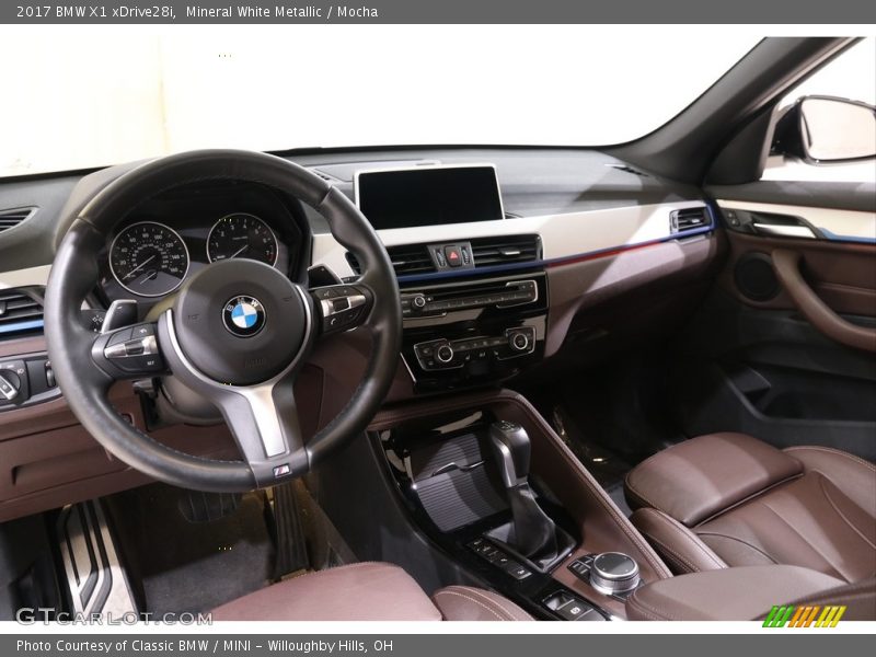 Mineral White Metallic / Mocha 2017 BMW X1 xDrive28i